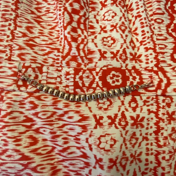 Classy dress - Picture 2 of 6